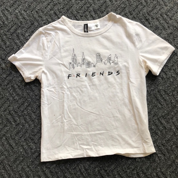 H&M White 'Friends' Skyline Tee - Picture 6 of 6